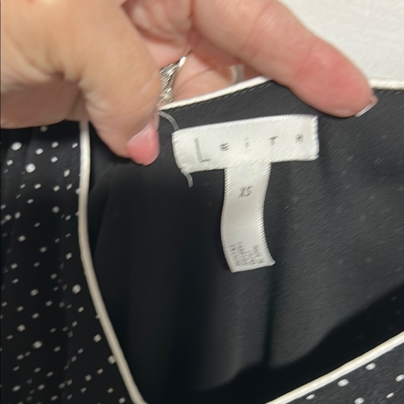 Leith Black and White Jumpsuit with Strappy Details - Picture 4 of 6